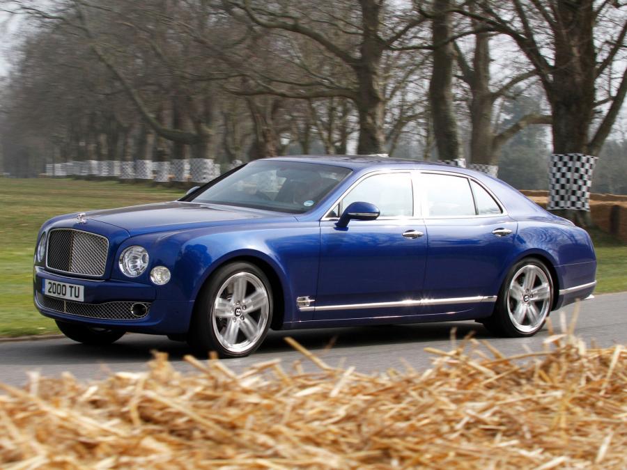  Bentley Mulsanne 2010 года  (UK) (фото 30 из 31)